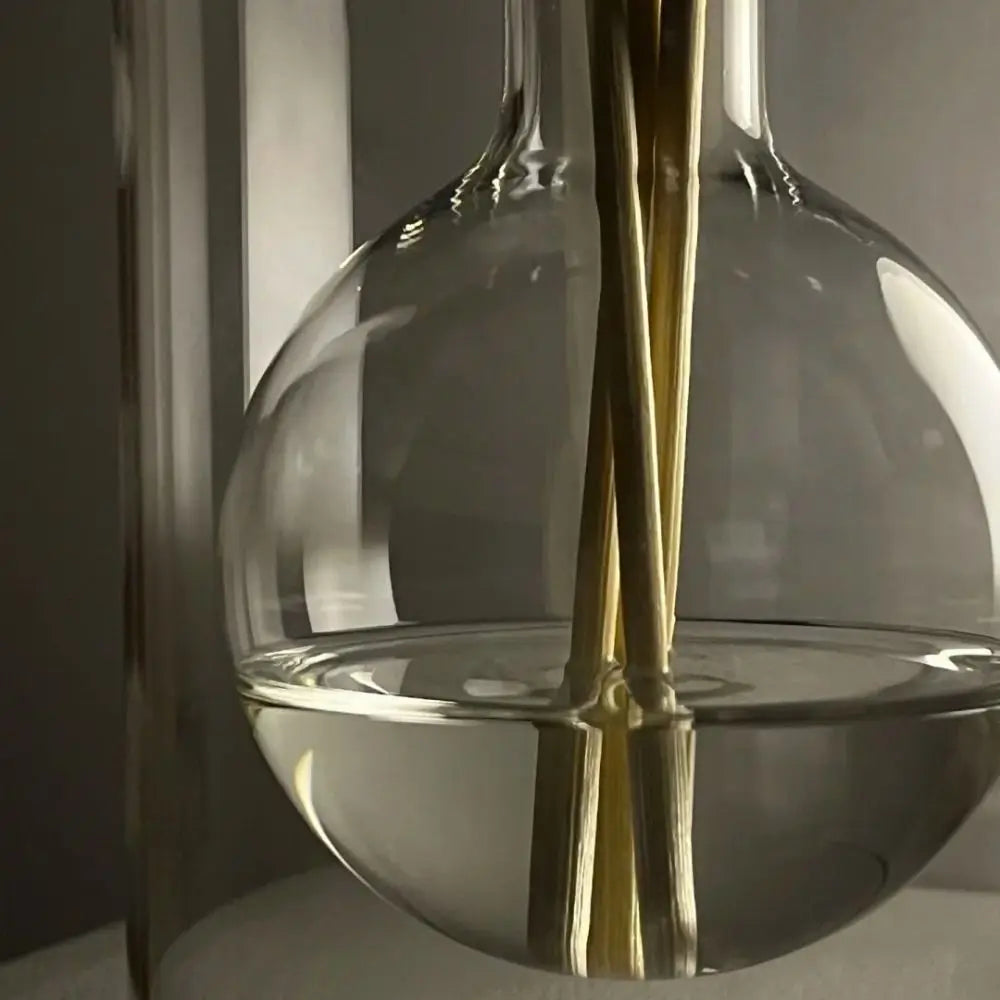 Minimalist Glass Reed Diffuser – Aromatherapy Home Fragrance & Decor
